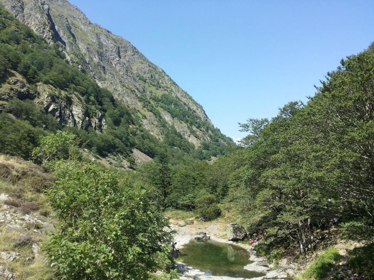 Appartement T2 4 Personnes Wifi Et Climatisation Bagneres-de-Luchon Exterior photo
